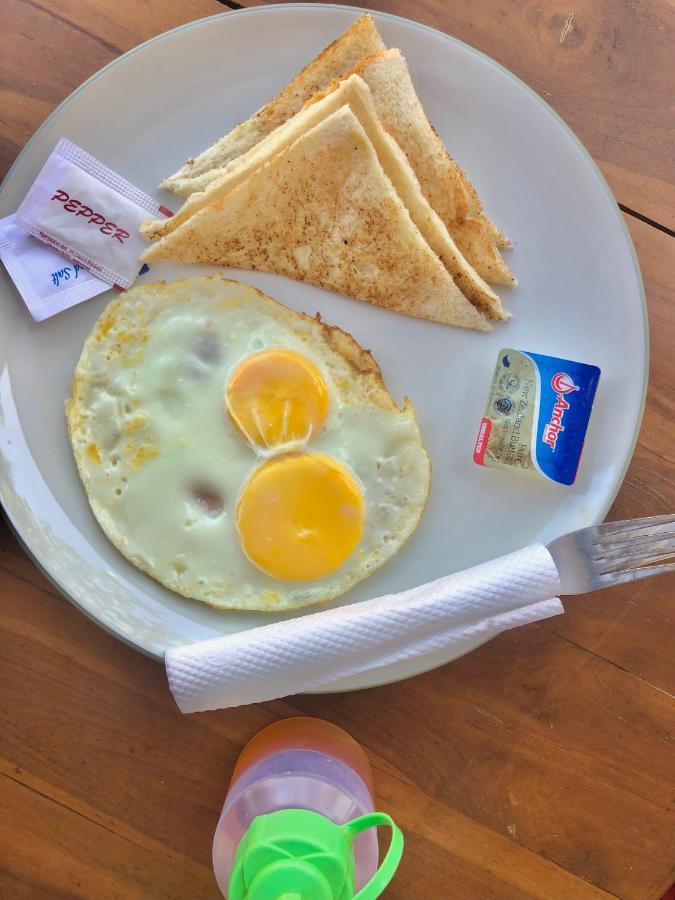 Blue Moon Meno Hotel กิลิเมโน ภายนอก รูปภาพ